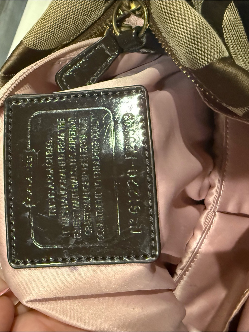 Coach signature purse - Picture 7 of 9